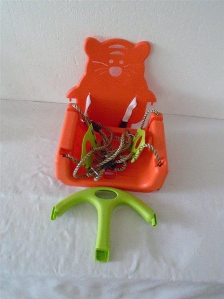 nv_plastova_hojdacka_kbt_model_trix2