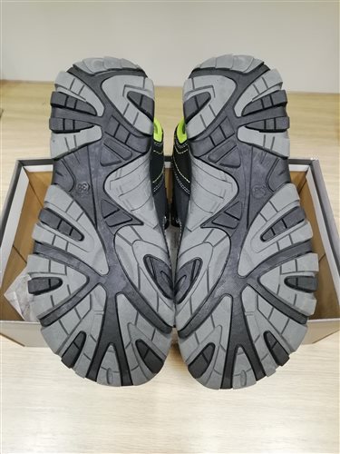 čierno-zelené sandále na suchý zips memphis one č 4