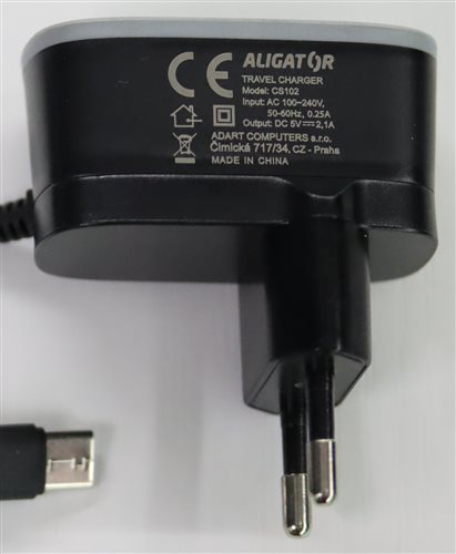 cestovná nabíjačka aligator, model cs102 c 1