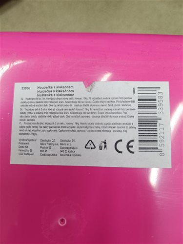 detská hračka – hojdačka s klaksónom c