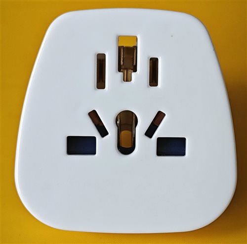 univerzálny cestovný adaptér lechpol, modeltyp zla0567f c