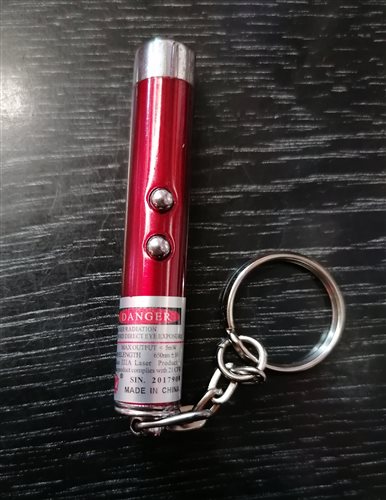 kľúčenka s laserom obr