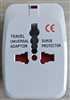 univerzálny cestovný adaptér 1