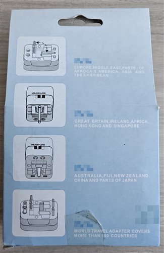 univerzálny cestovný adaptér 6