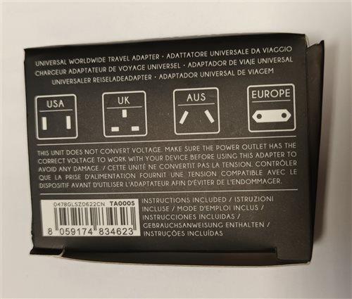 univerzálny cestovný adaptér legami 7