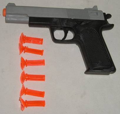 pistol%20a%20terc%20guardee2